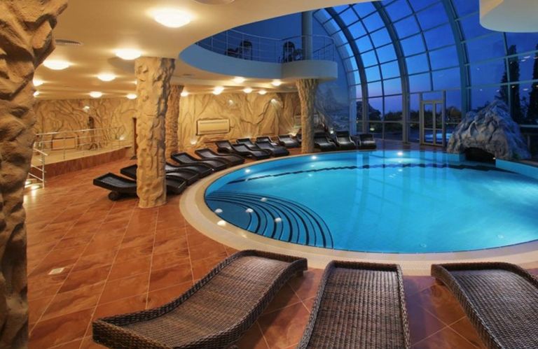 مخبأ فيفوس يوروبا وان