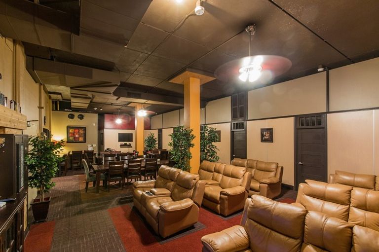 مخبأ فيفوس يوروبا وان