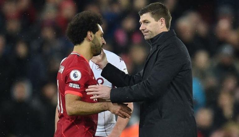 ستيفن جيرارد ومحمد صلاح في ليفربول