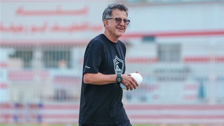 خوان كارلوس أوسوريو مدرب الزمالك مرتضى منصور رئيس نادي الزمالك المعزول