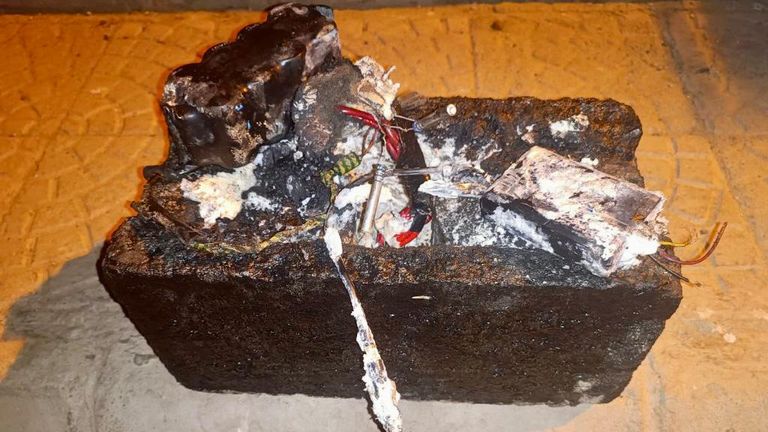 عناصر الخلية الإرهابية التي ضبطتها شرطة عدن 