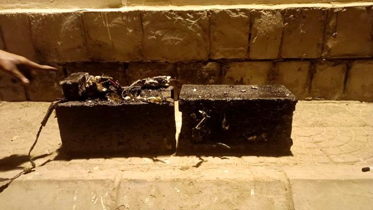 عناصر الخلية الإرهابية التي ضبطتها شرطة عدن 