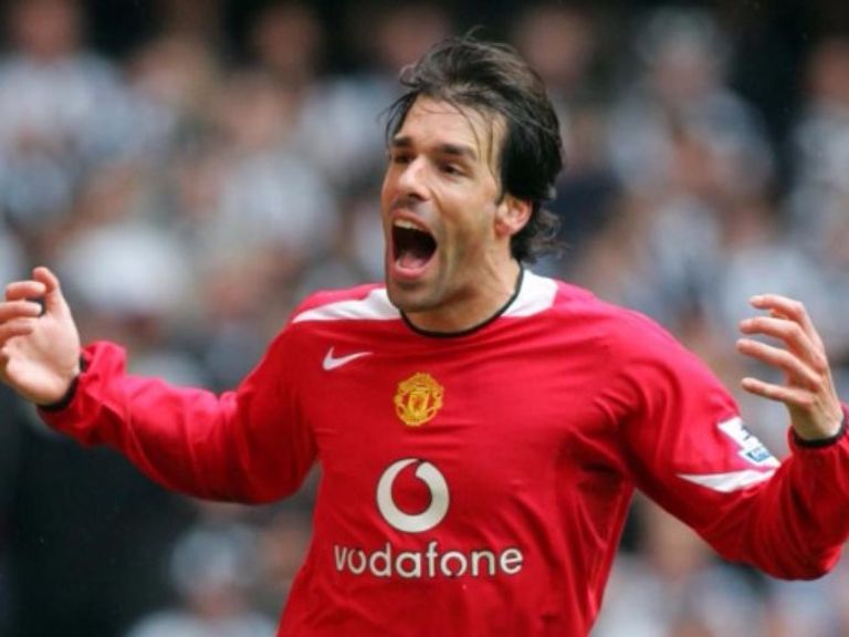 رود فان نيستلروي تيبو كورتوا حارس مرمى ريال مدريد