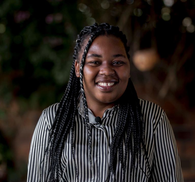 هايسنيت نتجاجا من تحالف الخسائر والاضرار المحامية هايدي مرعي وايت من تحالف - الصورة بإذن منها الخسائر والأضرار