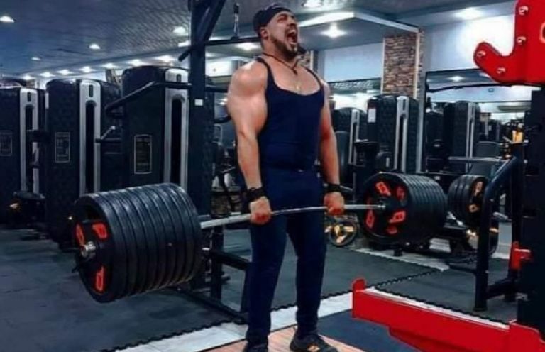 الشاب المتوفى 