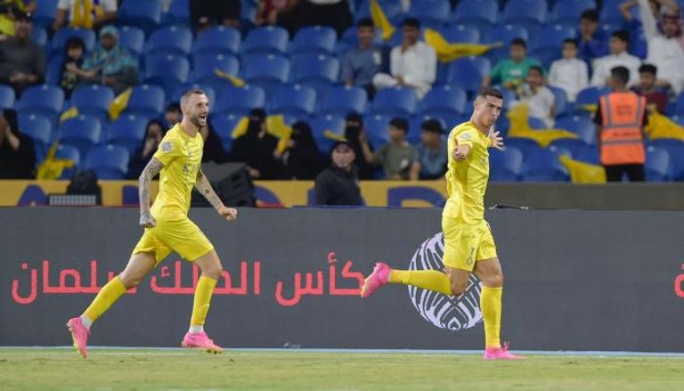 كريستيانو رونالدو يحتفل بهدفه ضد الهلال