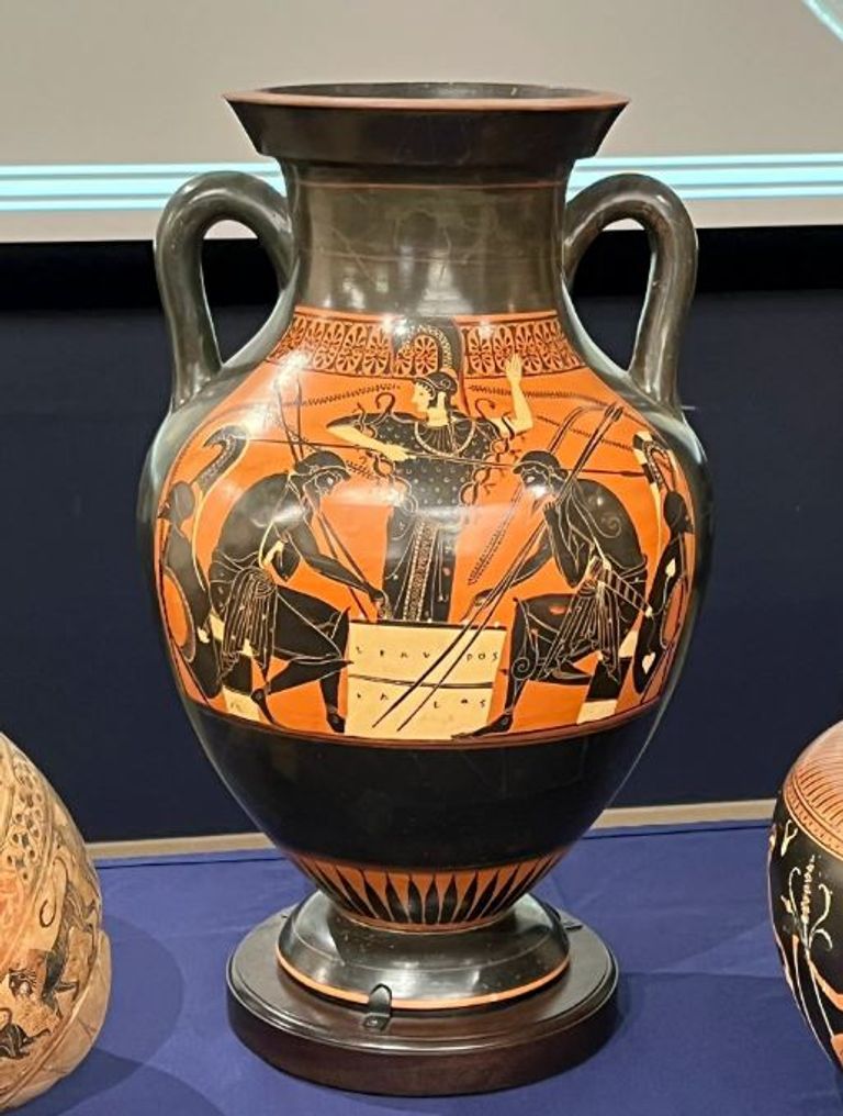 الآثار المسروقة