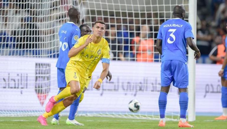 جانب من مباراة النصر والهلال