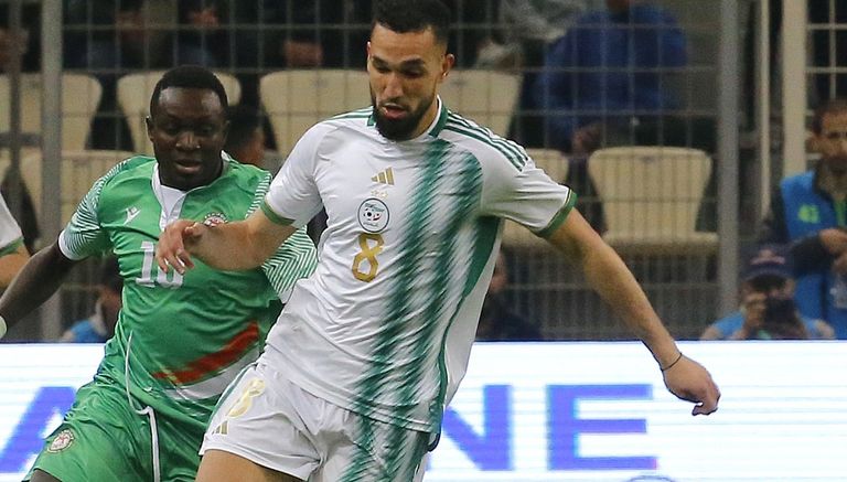 نبيل بن طالب نبيل بن طالب نجم منتخب الجزائر