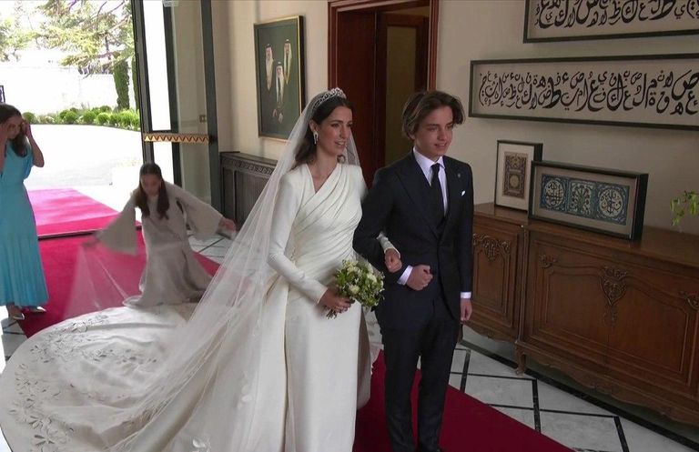 الأمير هاشم مع الأميرة رجوة الحسين الأمير هاشم بن عبدالله