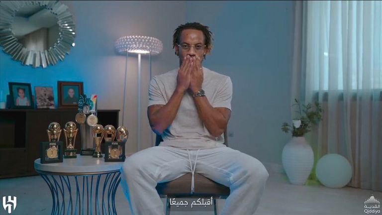 كاريلو أندريه كاريلو لاعب الهلال السعودي السابق