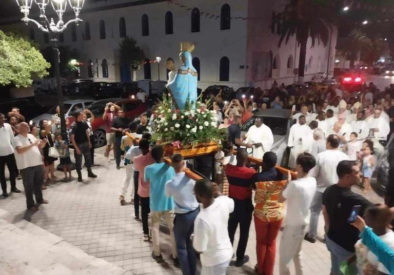 خرجة "المادونا" بمدينة حلق الوادي