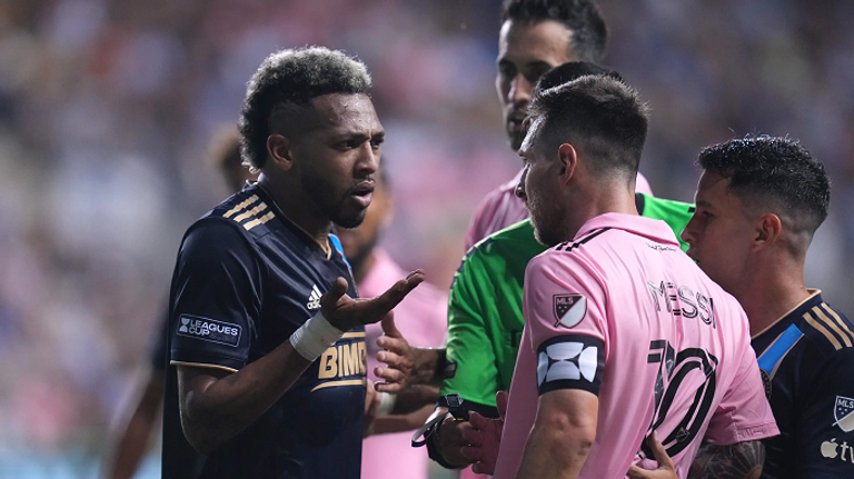 ميسي وجوزيه مارتينيز ليونيل ميسي قائد إنتر ميامي الأمريكي