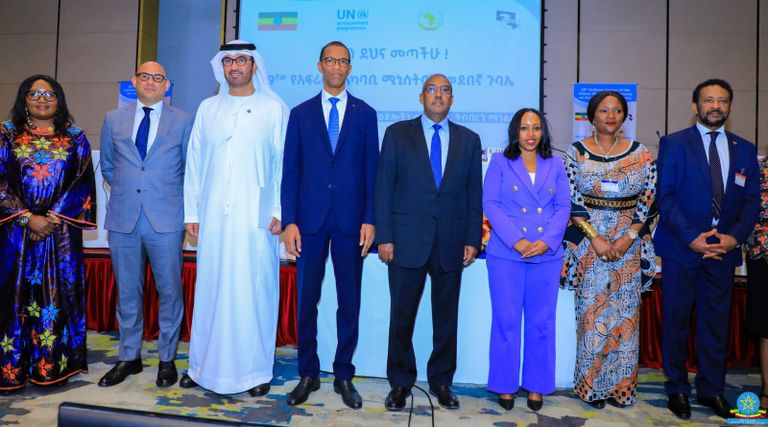 الدكتور سلطان الجابر خلال مشاركته في المؤتمر الوزاري الأفريقي المعني بالبيئة