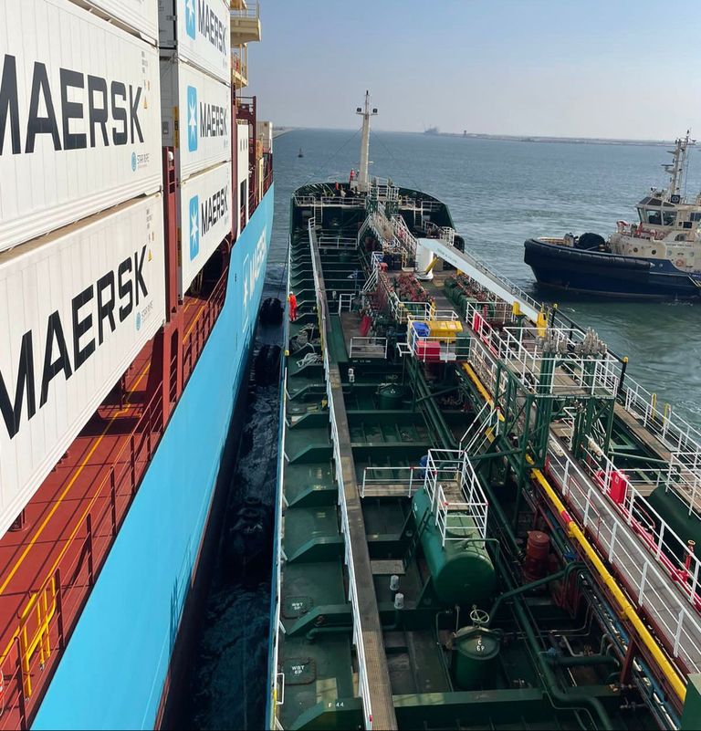 أول عملية تموين سفينة حاويات بالوقود الأخضر في أفريقيا والشرق الأوسط