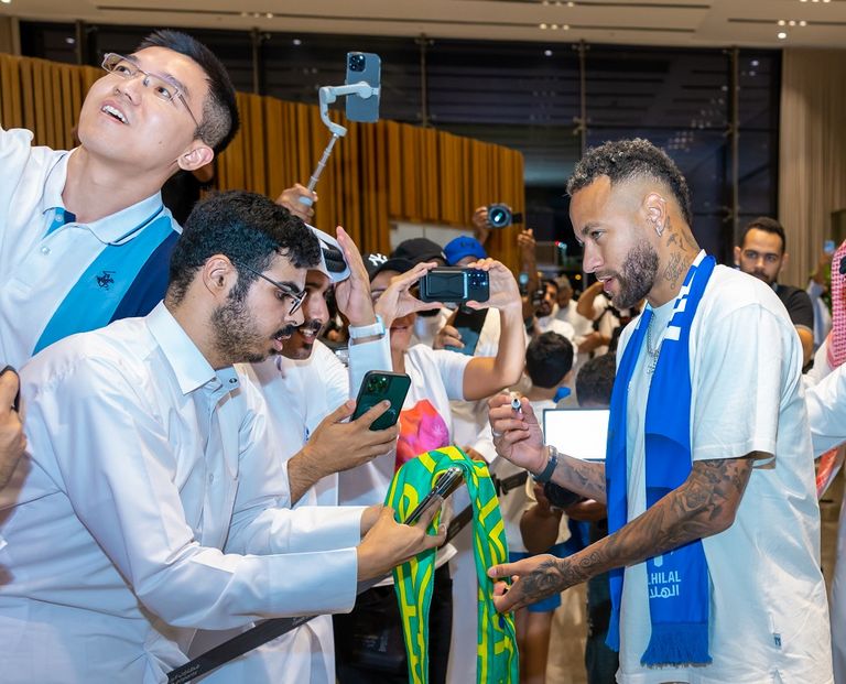 نيمار يصل إلى السعودية للانضمام إلى الهلال نيمار والهلال