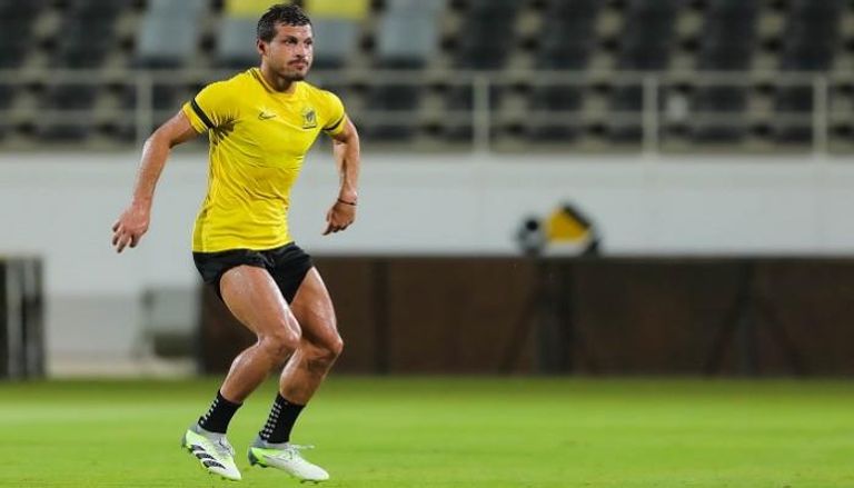 طارق حامد لاعب الاتحاد السعودي