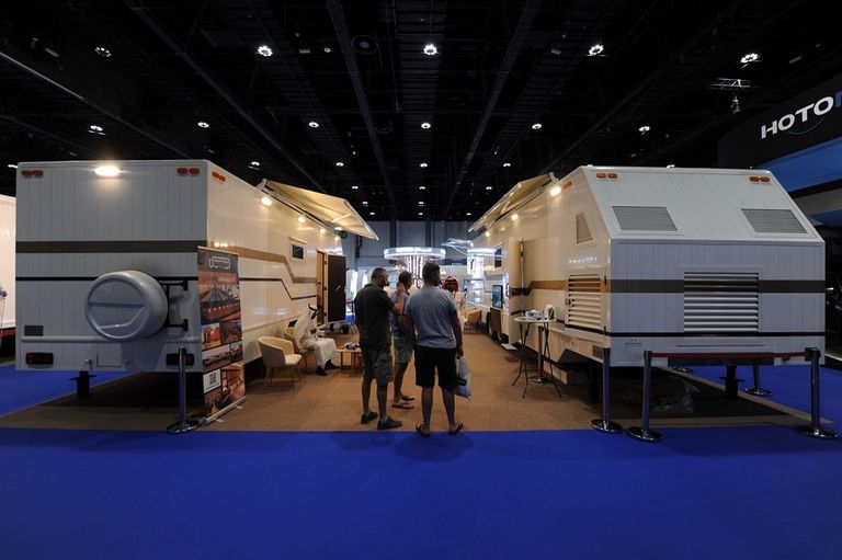 معرض أبوظبي للصيد والفروسية معرض أبوظبي للصيد والفروسية