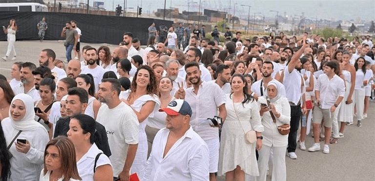 عمرو دياب في حفل بيروت