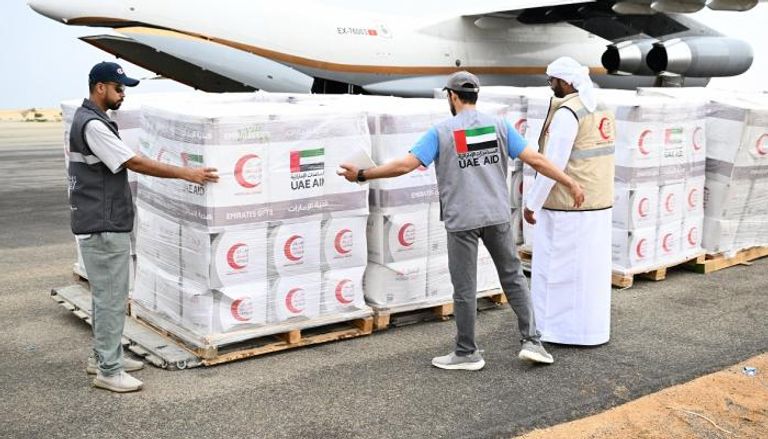 جانب من المساعدات الإماراتية