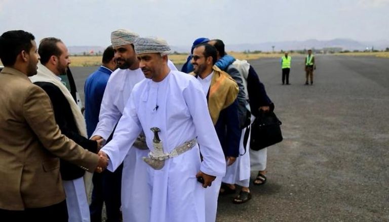 جانب من زيارة وفد عماني لصنعاء..أرشيفية