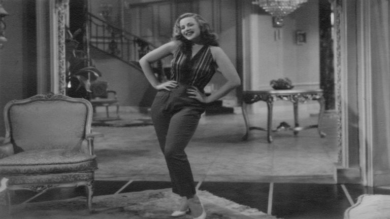 الفنانة الراحلة هند رستم