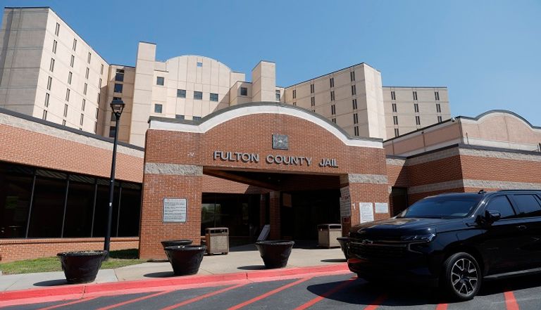 جانب من سور السجن