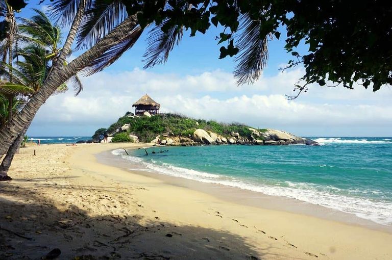 شاطئ Cabo San Juan Beach، شاطئ Jalousie Beach