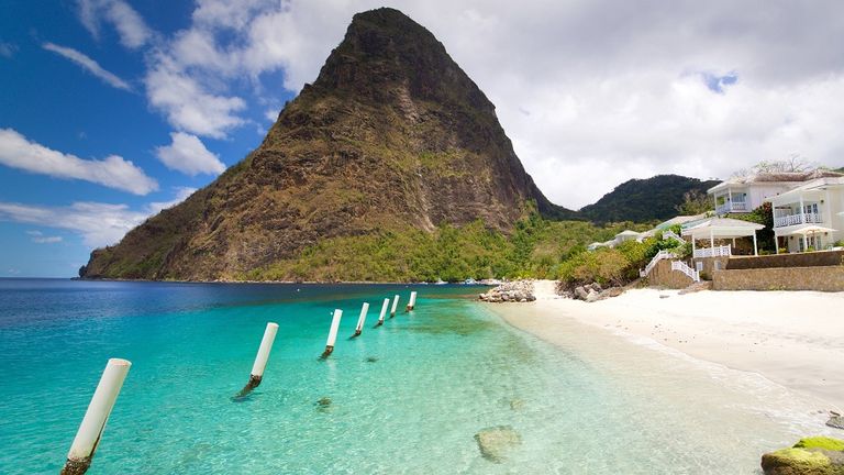 شاطئ Jalousie Beach  شاطئ Jalousie Beach