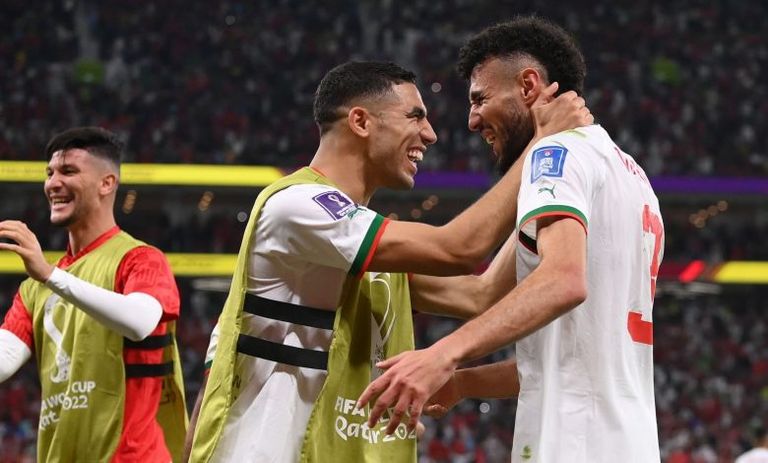 نصير المزراوي وأشرف حكيمي محمد صلاح مهاجم ليفربول