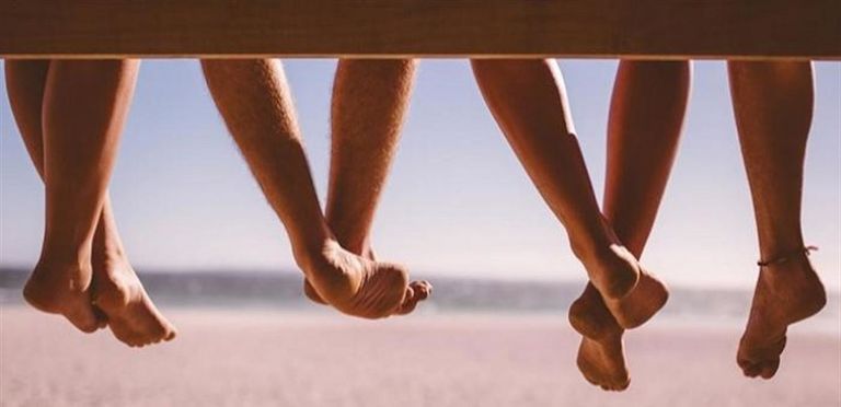 "سيقان الفراولة" نوع من الطفح الجلدي