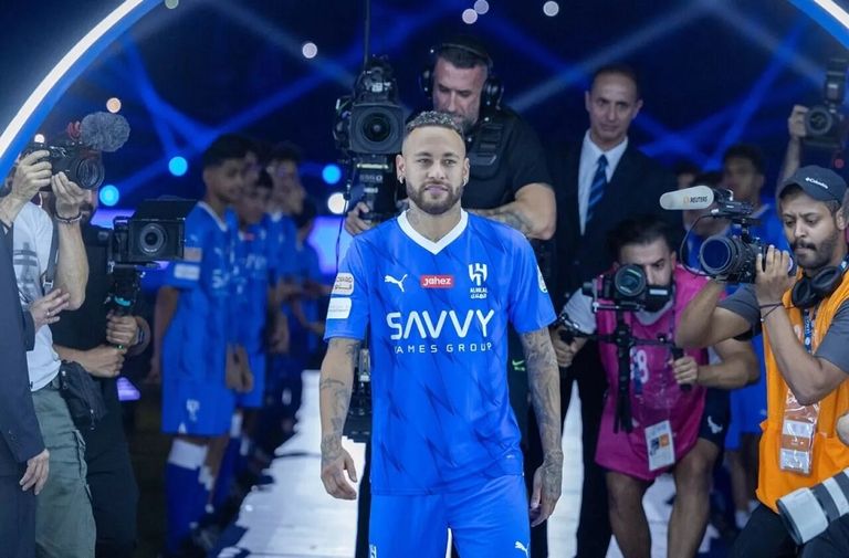 نيمار في الهلال السعودي