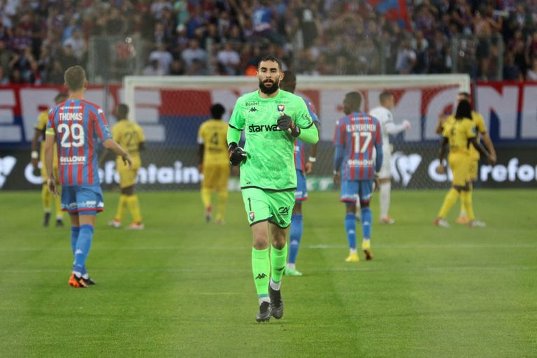 أنتوني ماندريا أنتوني ماندريا