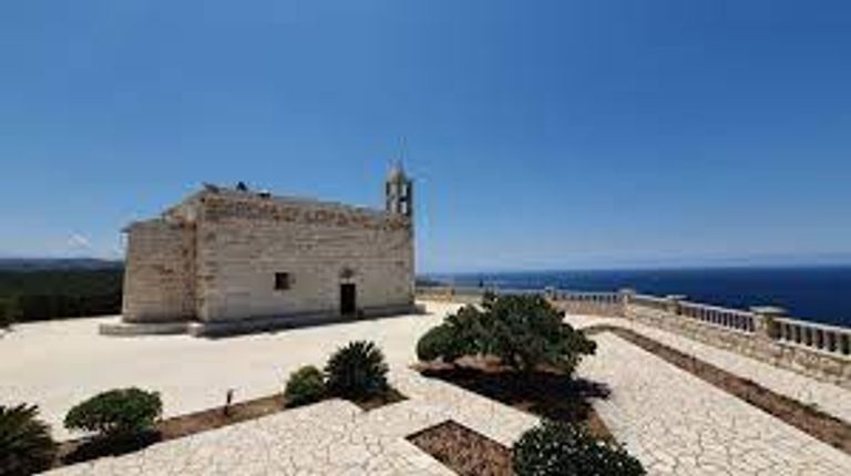 كنيسة بجبل لبنان- أرشيفية