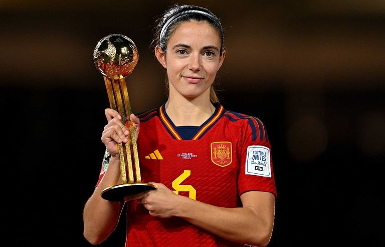 أيتانا بوناماتي نجمة منتخب إسبانيا فريق مانشستر سيتي