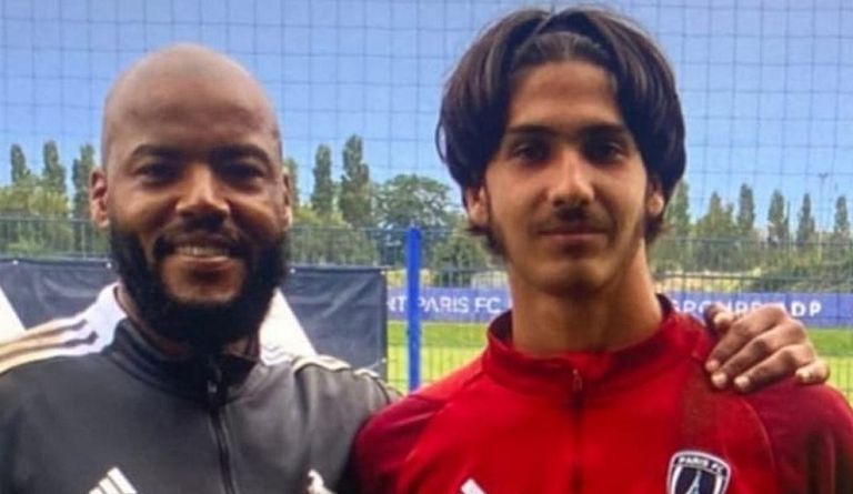 مبولحي وجوستن