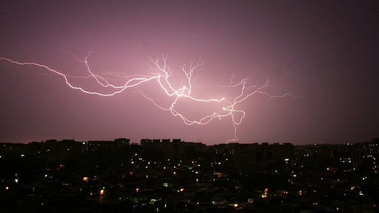 صواعق برق في الهند
