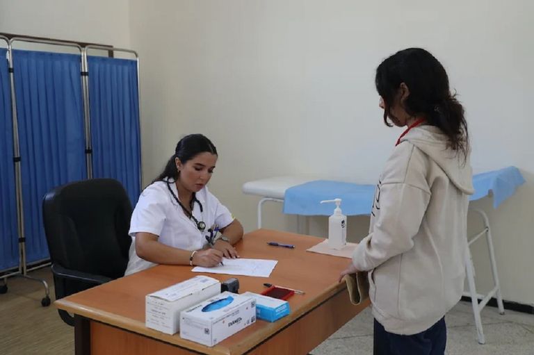 فتيات مغربيات يتقدمنَ للتجنيد العسكري