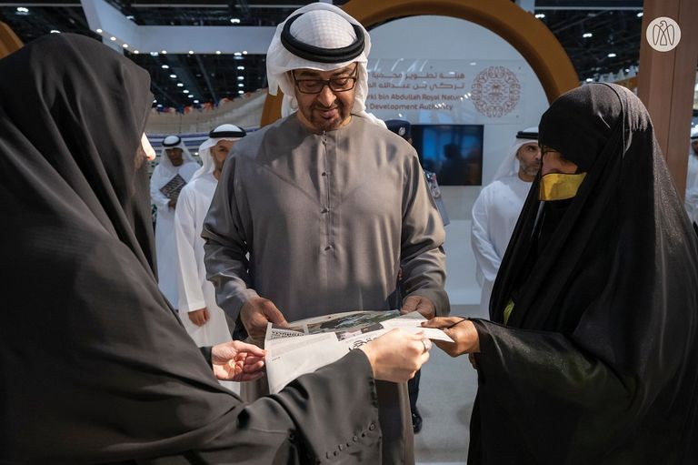 الشيخ محمد بن زايد آل نهيان في معرض أبوظبي للصيد والفروسية الشيخ محمد بن زايد آل نهيان في معرض أبوظبي للصيد والفروسية