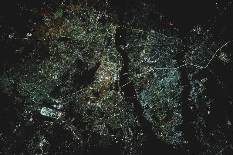 كاميرا النيادي جابت العالم من الفضاء