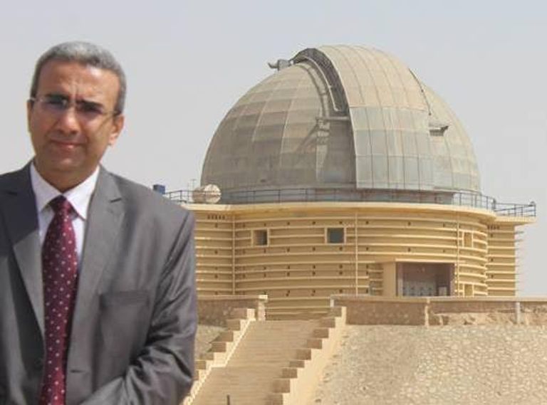 د.أشرف تادرس لحظة هبوط سلطان النيادي على الأرض