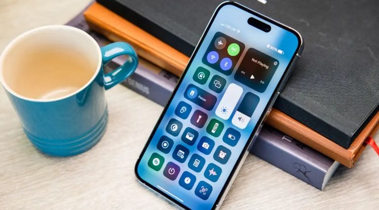 آيفون آيباد مرتقب من أبل بحجم 14 بوصة