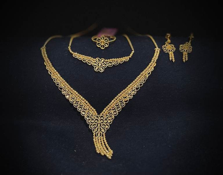 أسعار الذهب في الجزائر اليوم مشغولات ذهبية