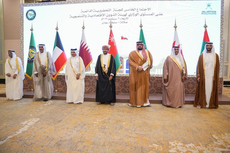 لاجتماع الخامس للجنة التحضيرية الدائمة على المستوى الوزاري لهيئة الشؤون الاقتصادية والتنموية بدول مجلس التعاون الخليجي- وام عبد الله بن طوق المري وزير الاقتصاد الإماراتي- وام