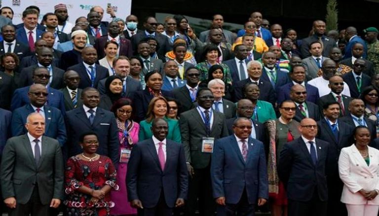 قادة الدول ورؤساء الوفود المشاركة في القمة الأفريقية للمناخ
