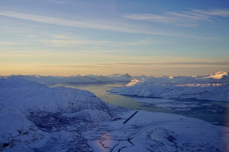 مطار نارسارسواك (غرينلاند)- simpleflying مطار لوكلا- simpleflying