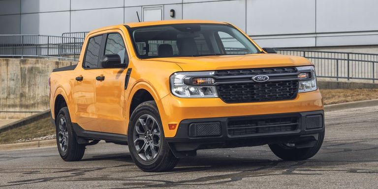 Ford Maverick Hybrid BMW 330e