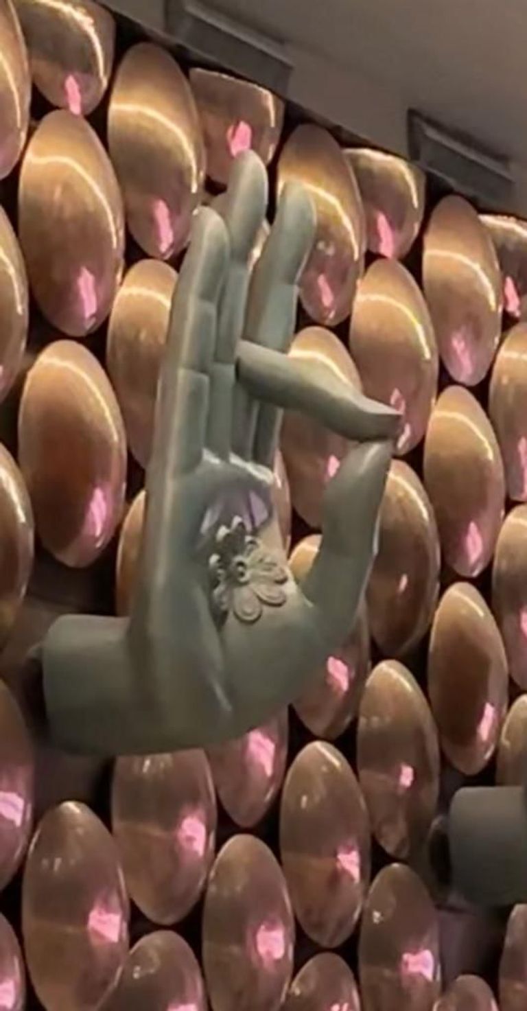 جدارية الهاسترا مودراس