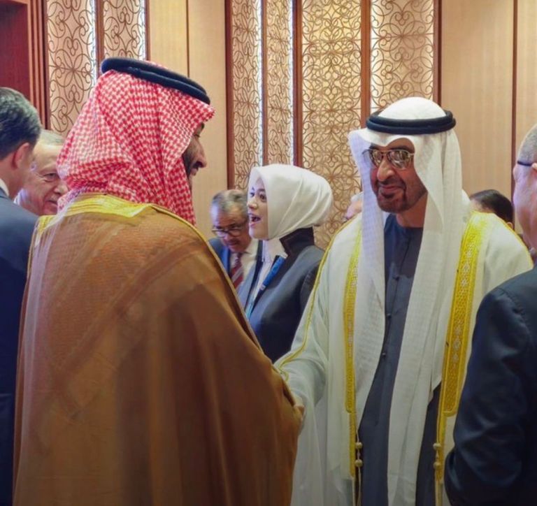 الشيخ محمد بن زايد آل نهيان رئيس دولة الإمارات وولي العهد السعودي والمستشار الألماني على هامش العشرين