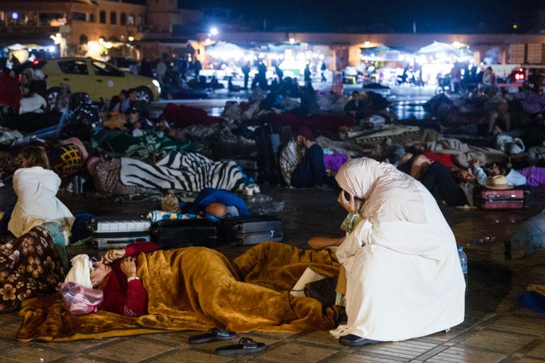 جانب من آثار الزلزال المدمر